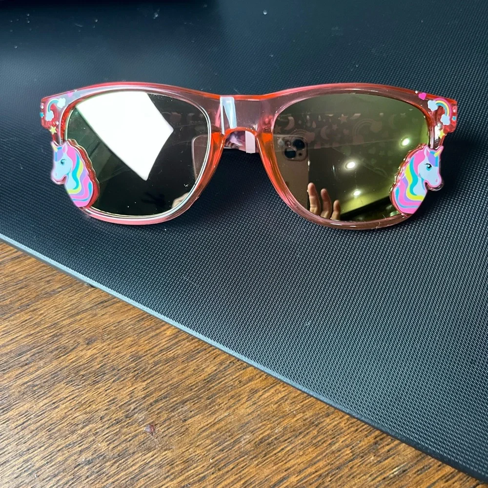 Unicorn -Themed Kids’ Sunglasses with matching Hard Glitter Case